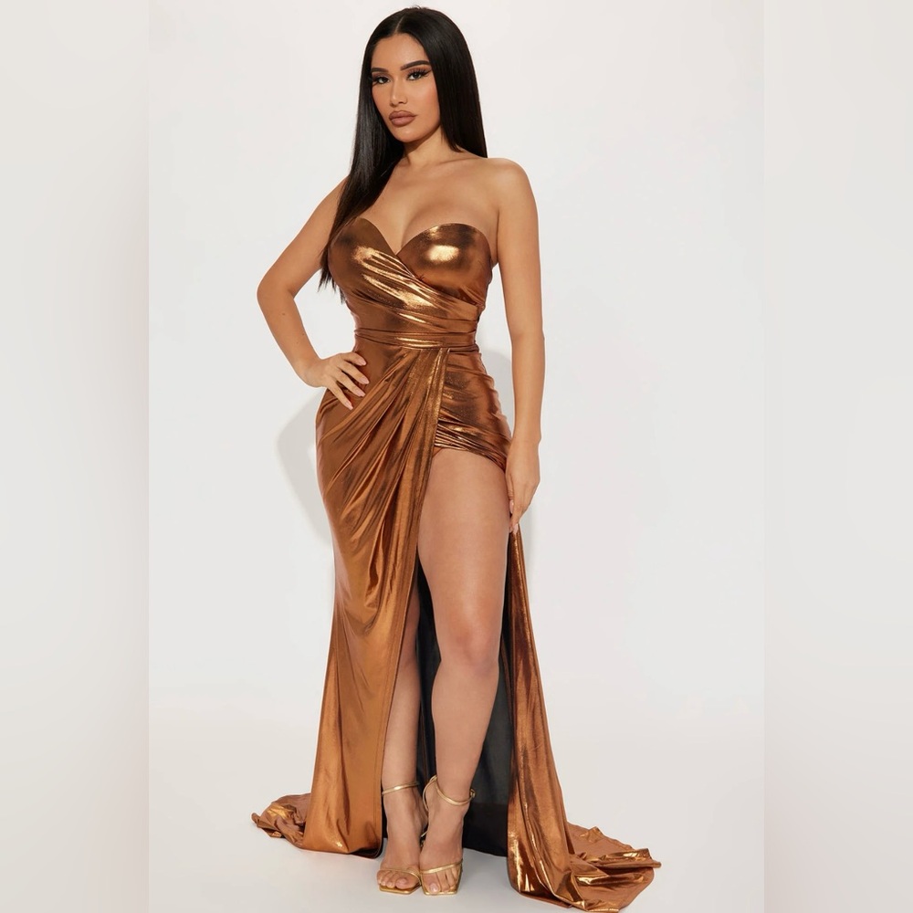 Sweet Heart Metallic Maxi dress